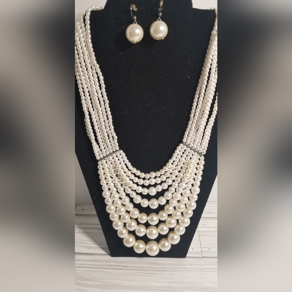 Freshwater Pearl Necklace and Earrings